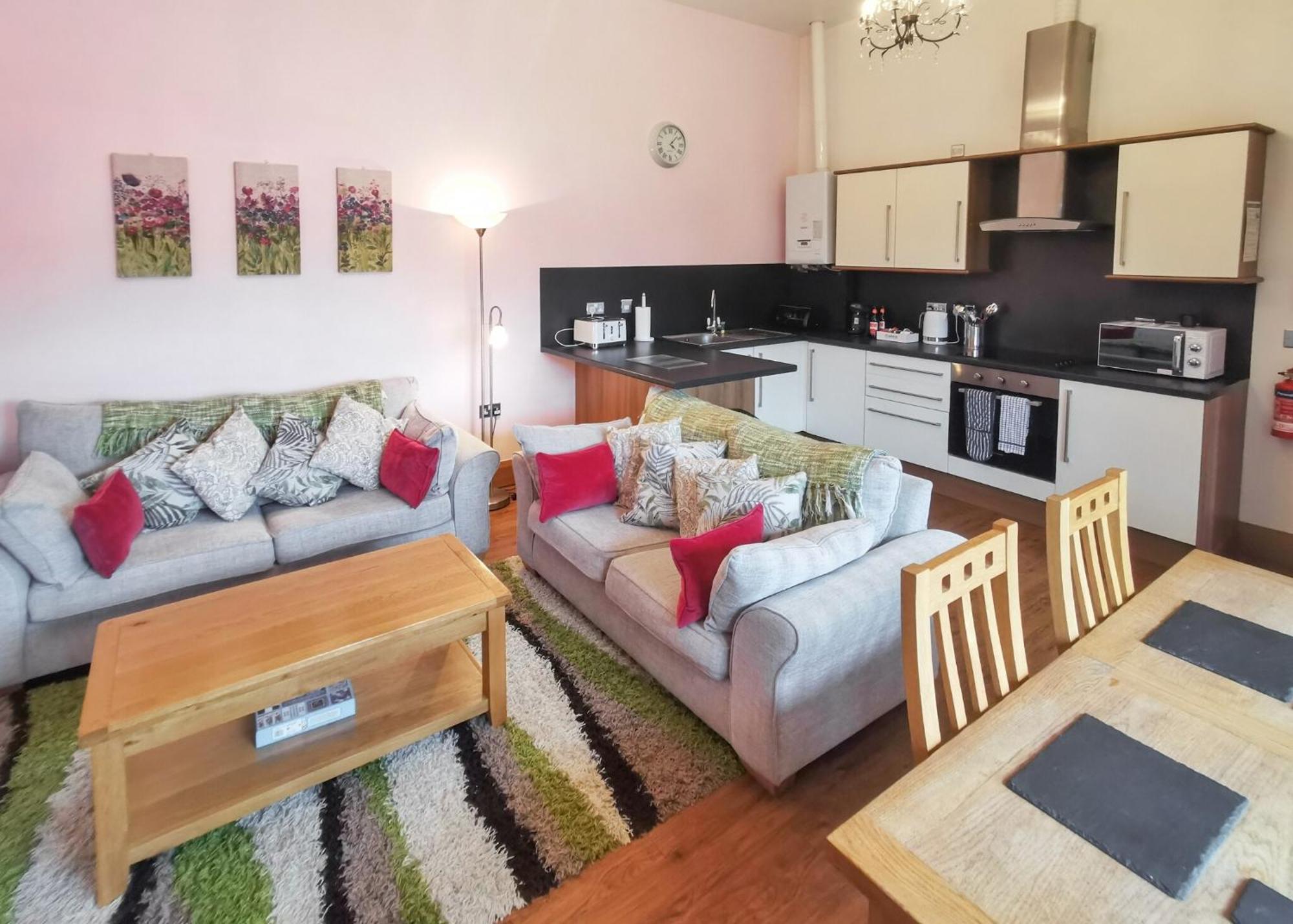 Grondre Holiday Park Clynderwen Room photo